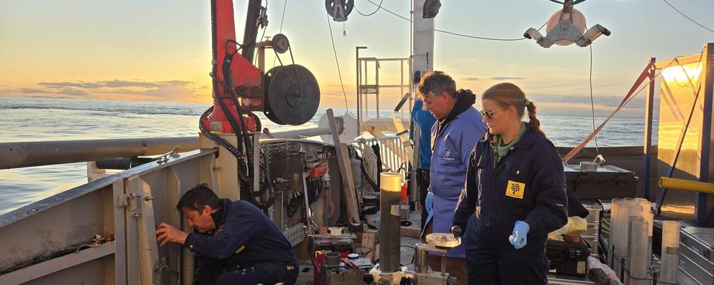Bild på deltagare från expedition med PI Marcelo Ketzer på Electra.